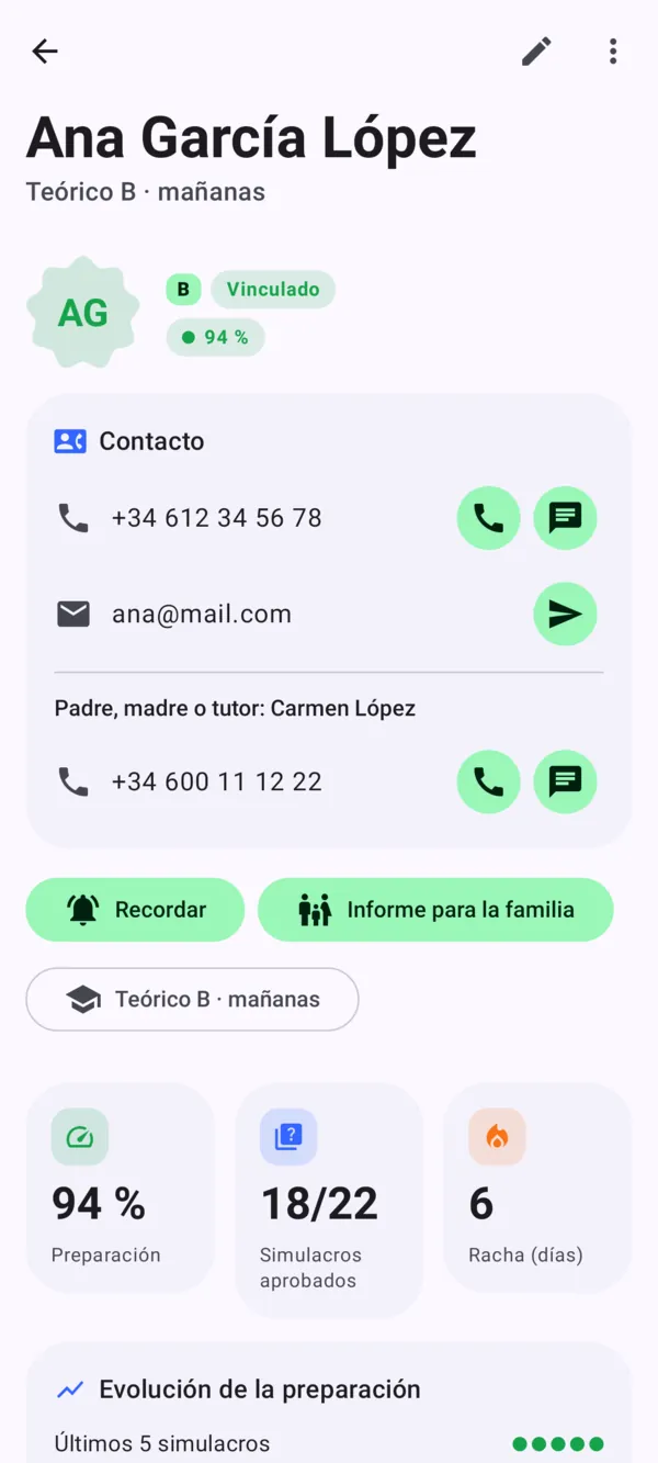 App Aula no Android: ficha do aluno com contato, preparação e simulados
